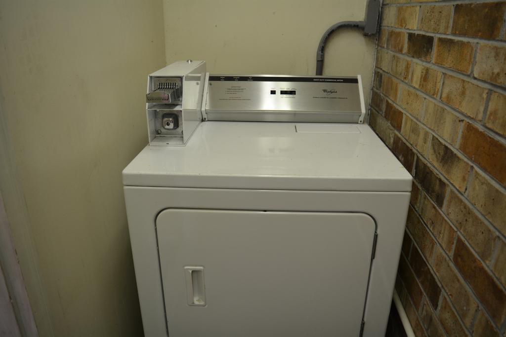 Days Inn By Wyndham Port Royal/Near Parris Island Bagian luar foto