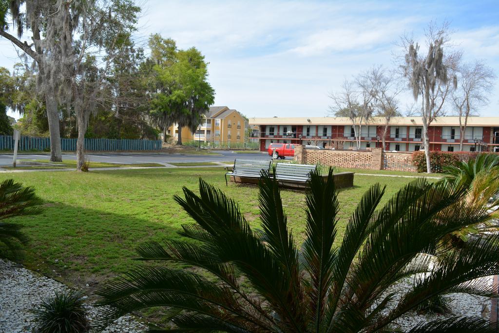Days Inn By Wyndham Port Royal/Near Parris Island Bagian luar foto